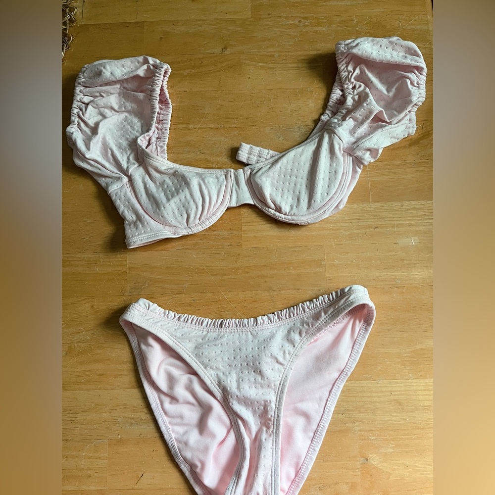 Cap sleeve bikini